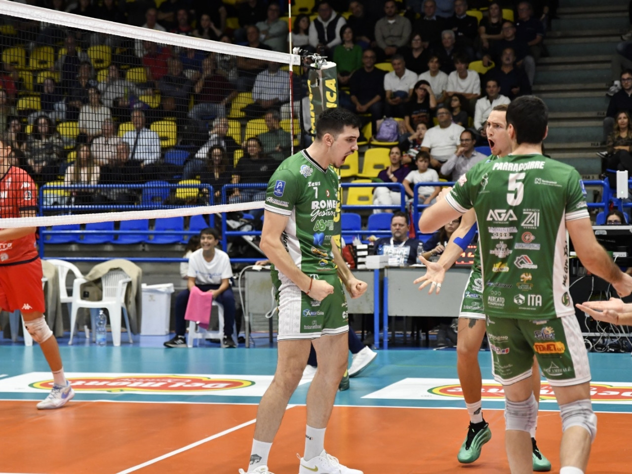 La Romeo lotta a Taranto ma non basta